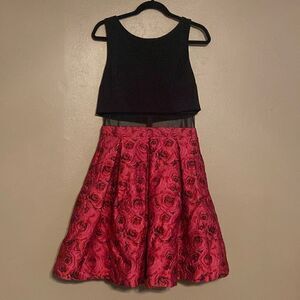 Betsy & Adam Women's Knee Length Party/Cocktail Floral Dress Size 12